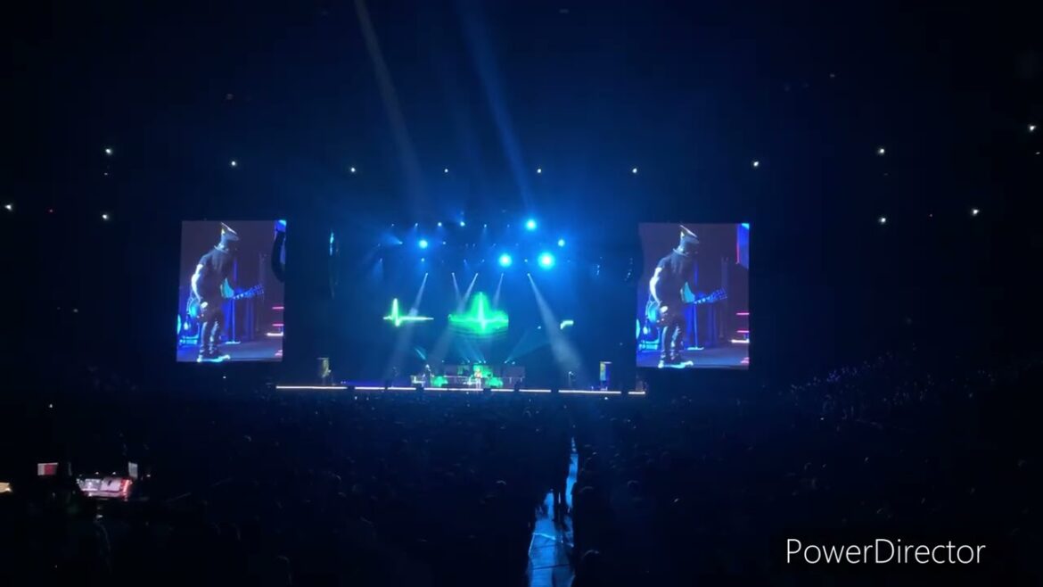 COMA -GUNS N' ROSES-