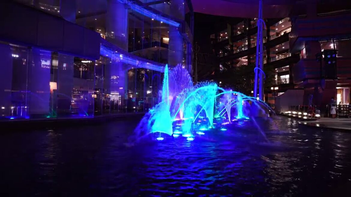 THE (屋台) YATAI EXPERIENCE IN JAPAN + Longest Water Fountain Show ever | #traveljapan  #fukuoka