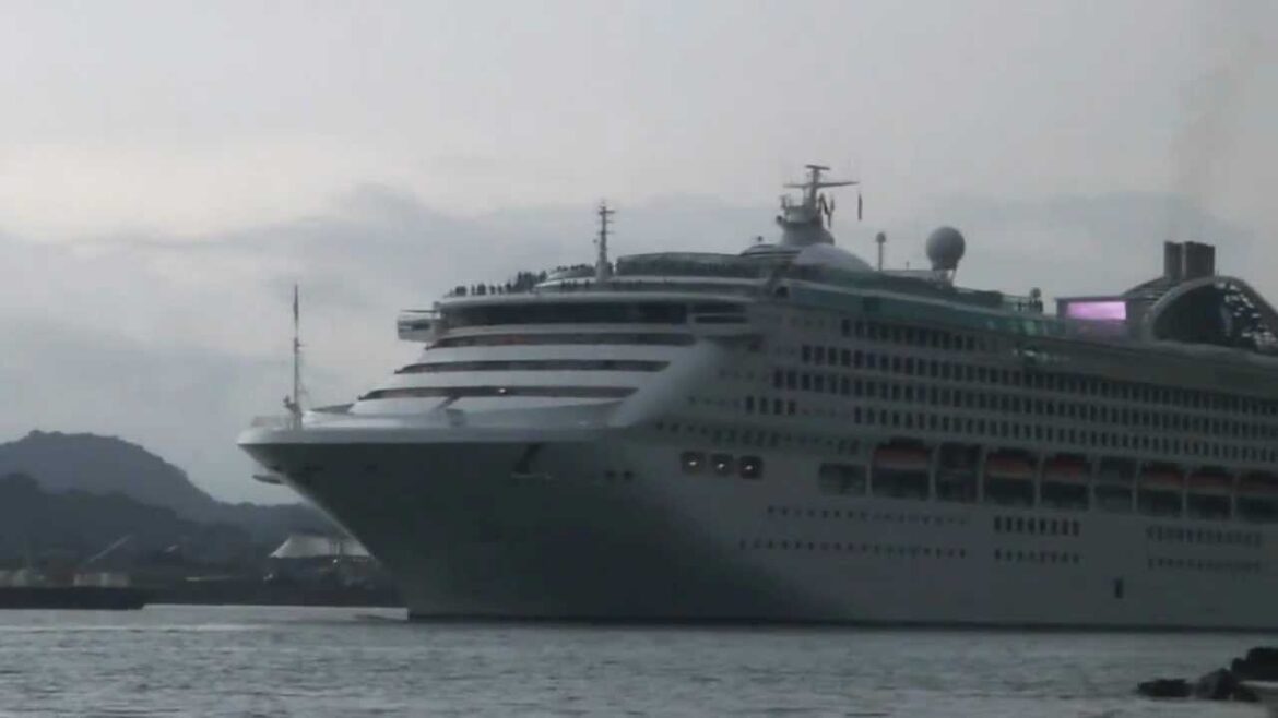 Sun Princess Cruise Ship in Panama