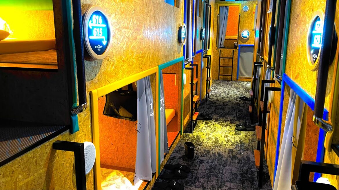 Japan's Cheapest Capsule Hotel Experience | eeGee STAY KAMATA Japan's Cheapest Capsule Hotel Experience | eeGee STAY KAMATA