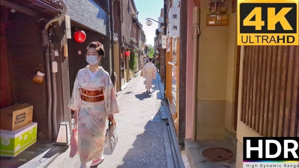Kyoto Japan - Afternoon Walk Through Pontocho Alley // 4K HDR
