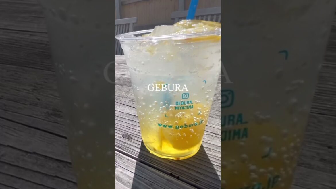 2022年秋の最新！宮島食べ歩き🦪🍋こだわりのお店。フルバージョンはコメント欄へ #shorts    #miyajima #japantrip #japanesefood