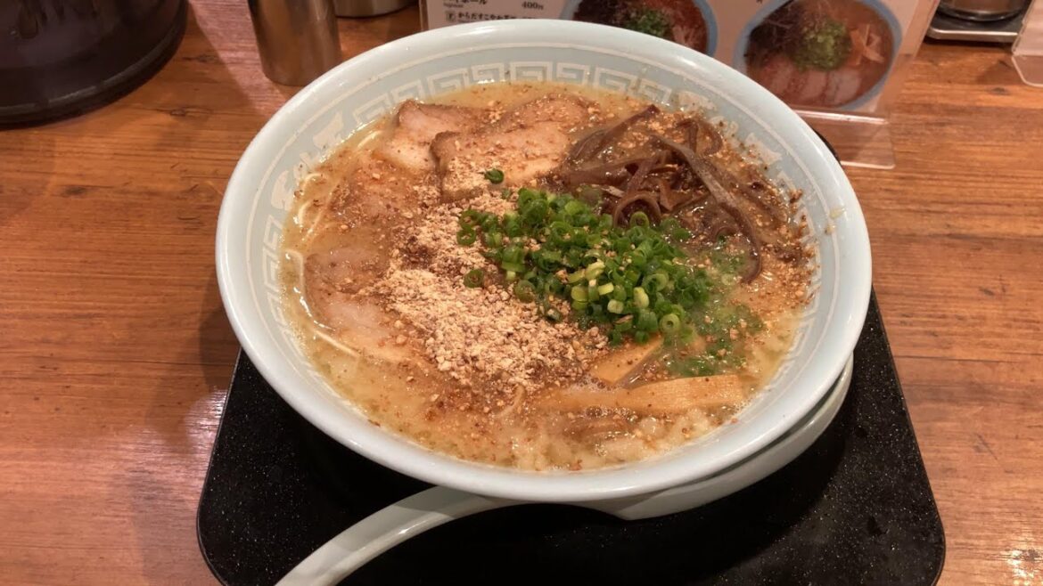 Tonkotsu ramen "Tengaiten" in Kyushu, Japan(Japanese noodles)