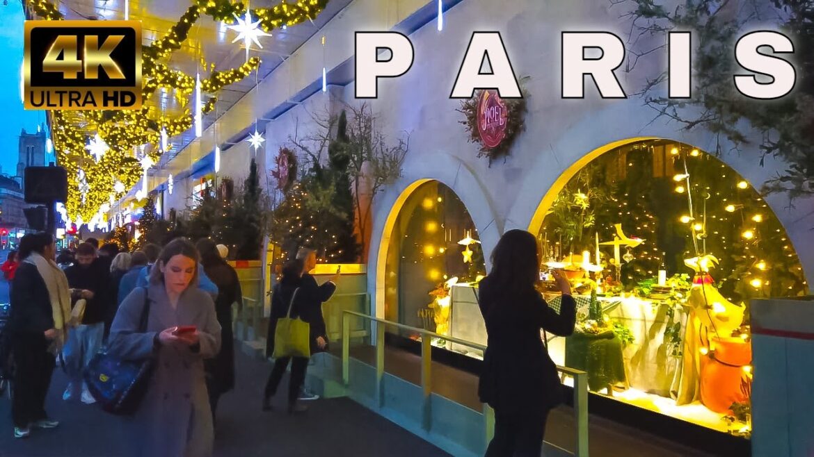 Paris , France🇫🇷 - Christmas Windows 2022 - BHV Marais and La Samaritaine - 4K60fps