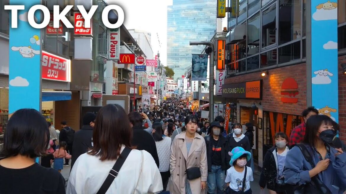 Tokyo - Takeshita Street in Harajuku. Too crowded (Oct. 2022)
