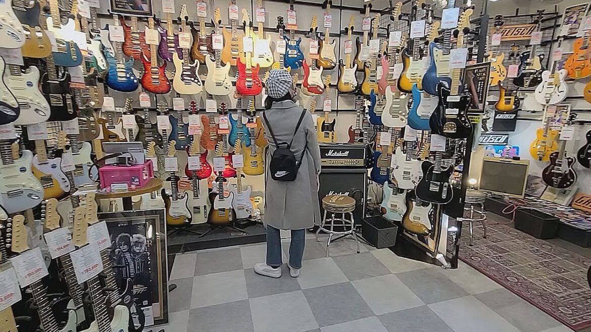 [SUB] Back Pain and Japan Travel (Tokyo Vlog)