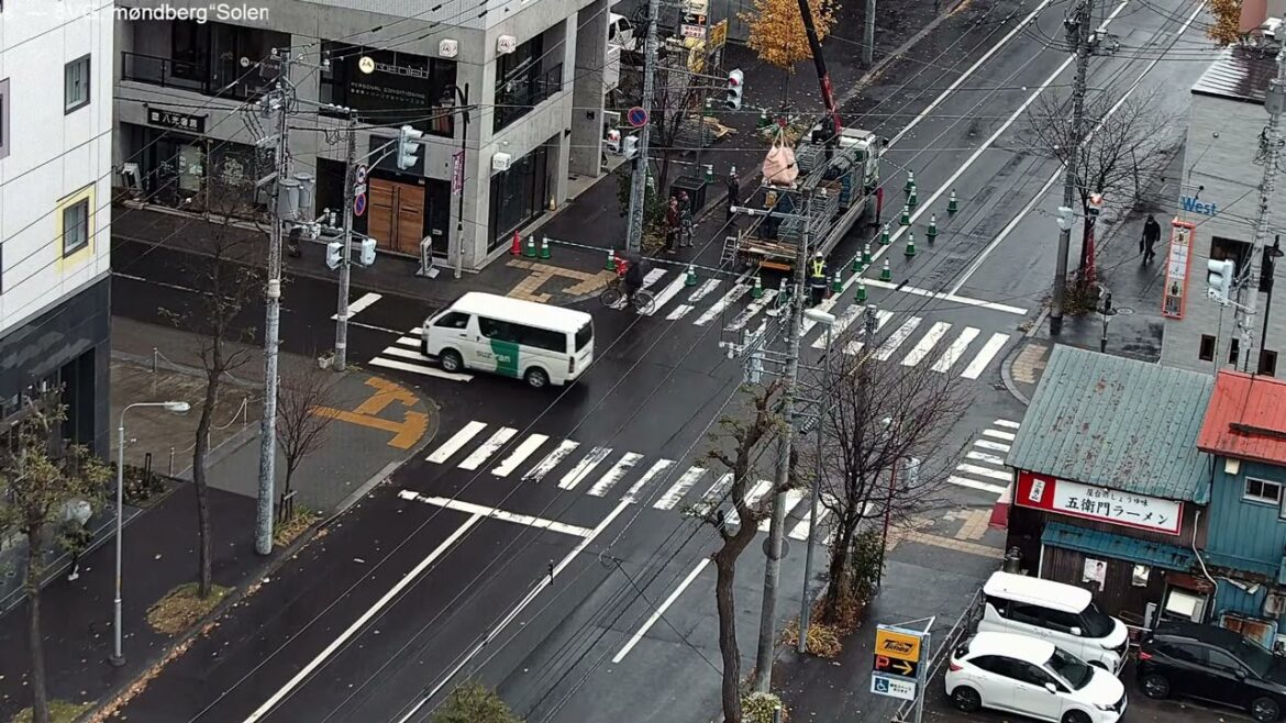 The first snow of 2022 has fallen in the urban area of Sapporo, Hokkaido | November 16, 2022