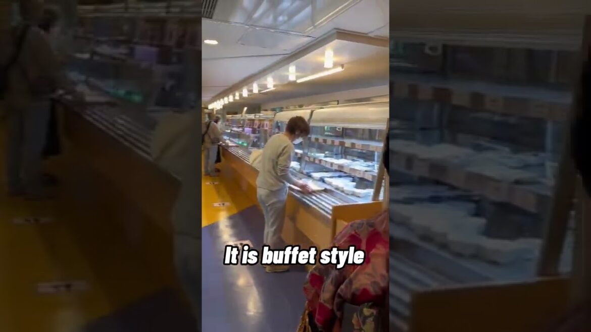 【Moving Capsule Hotel】 Introducing delicious food on Japanese ferries #shorts  #ferry #Japan
