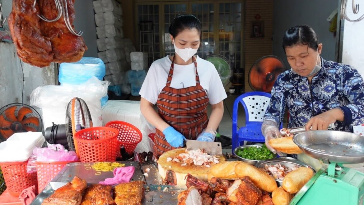 Bánh mì heo quay Kim Mai 15k buổi sáng thịt mới ra lò da giòn rụm bán đắt như tôm tươi Bánh mì heo quay Kim Mai 15k buổi sáng thịt mới ra lò da giòn rụm bán đắt như tôm tươi