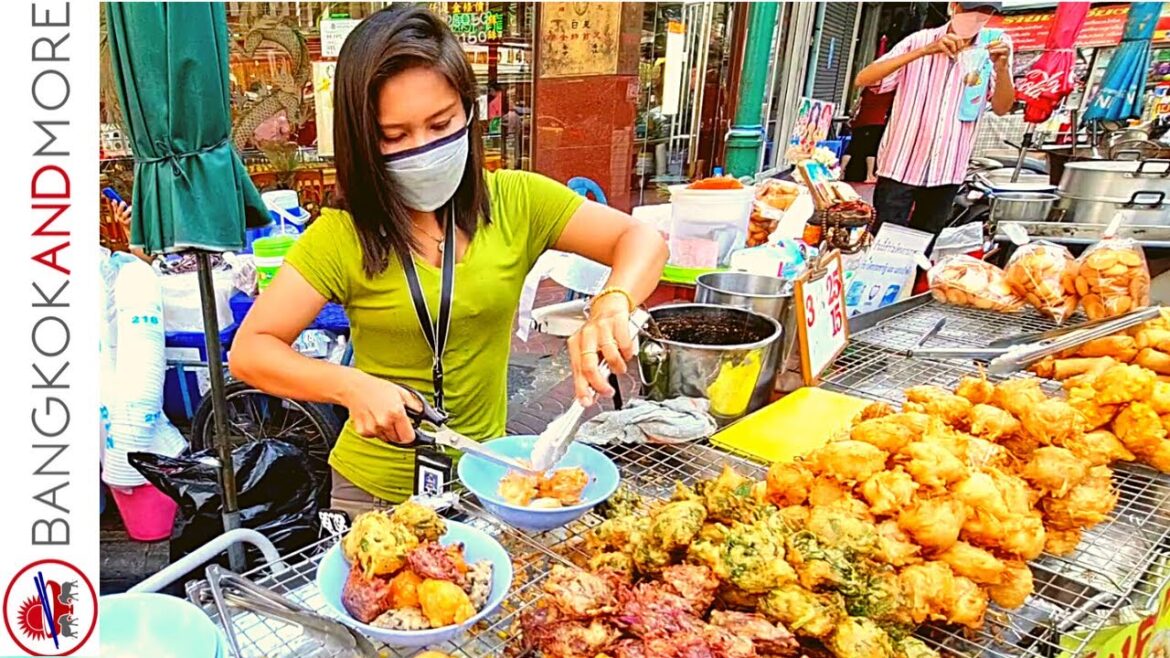 Afternoon in BANGKOK Chinatown - STREET FOOD and More!