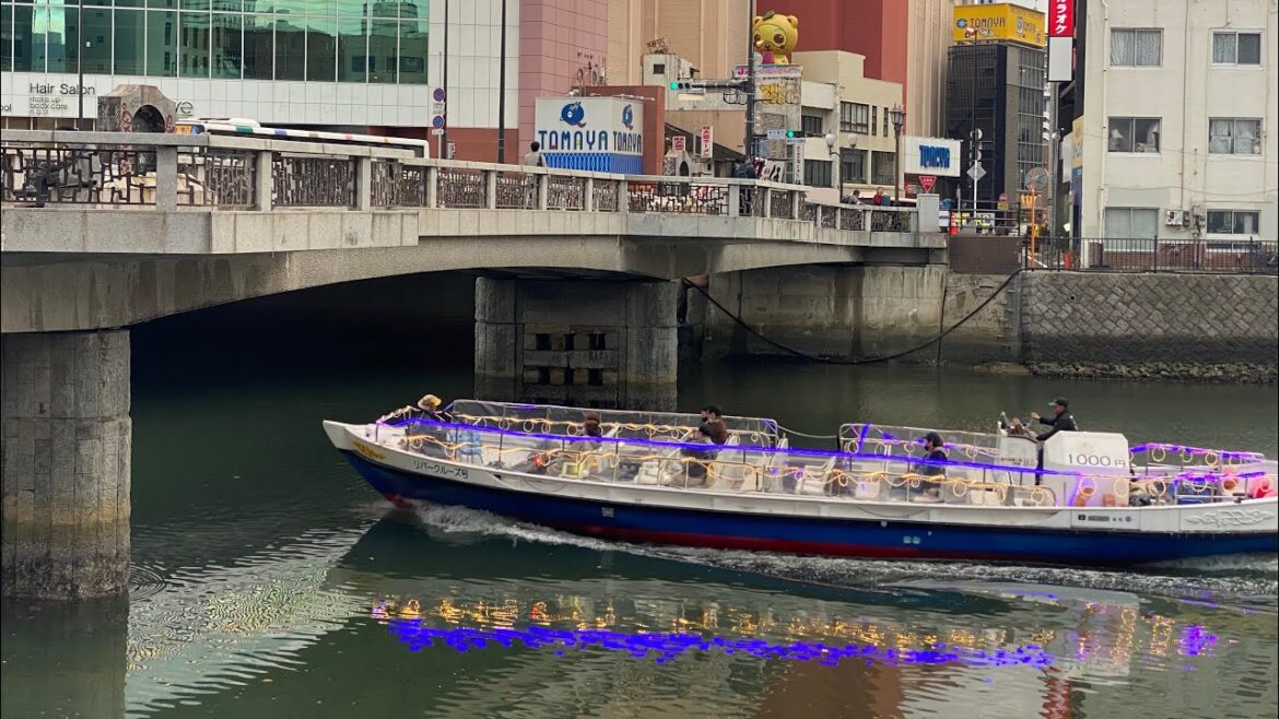 Canal Boat Ride Fukuoka🇯🇵Walking in Japan.