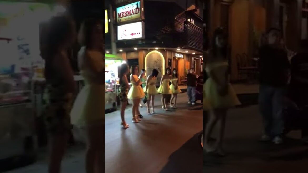 Bangkok THANIYA PATPONG Japanese Street #shorts #thailand #patpong #thaniya