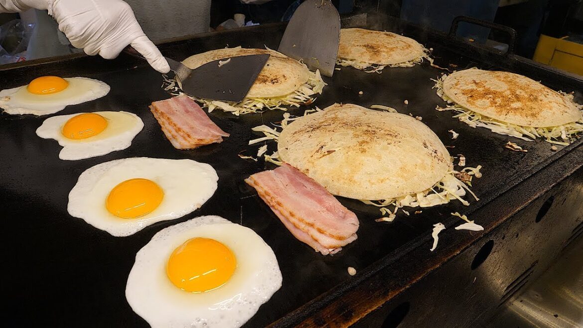 계란후라이 베이컨 오믈렛 / fried egg bacon omelette - korean street food