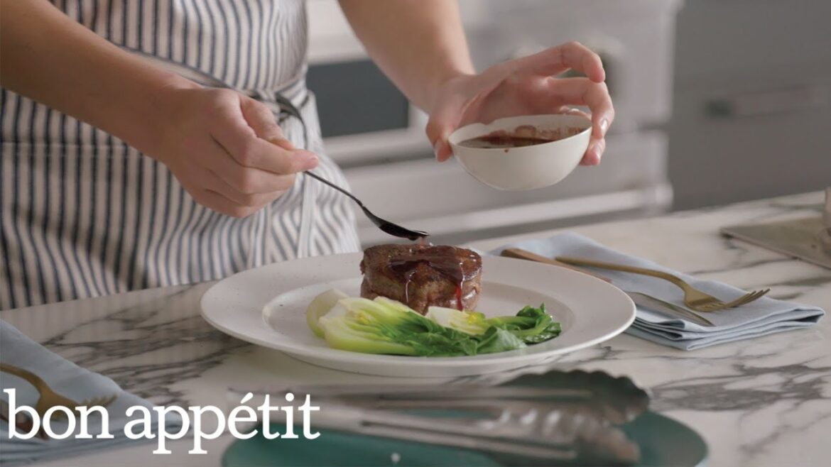 See How the Wonder of New Zealand Inspired This Luxurious Steak Dinner See How the Wonder of New Zealand Inspired This Luxurious Steak Dinner