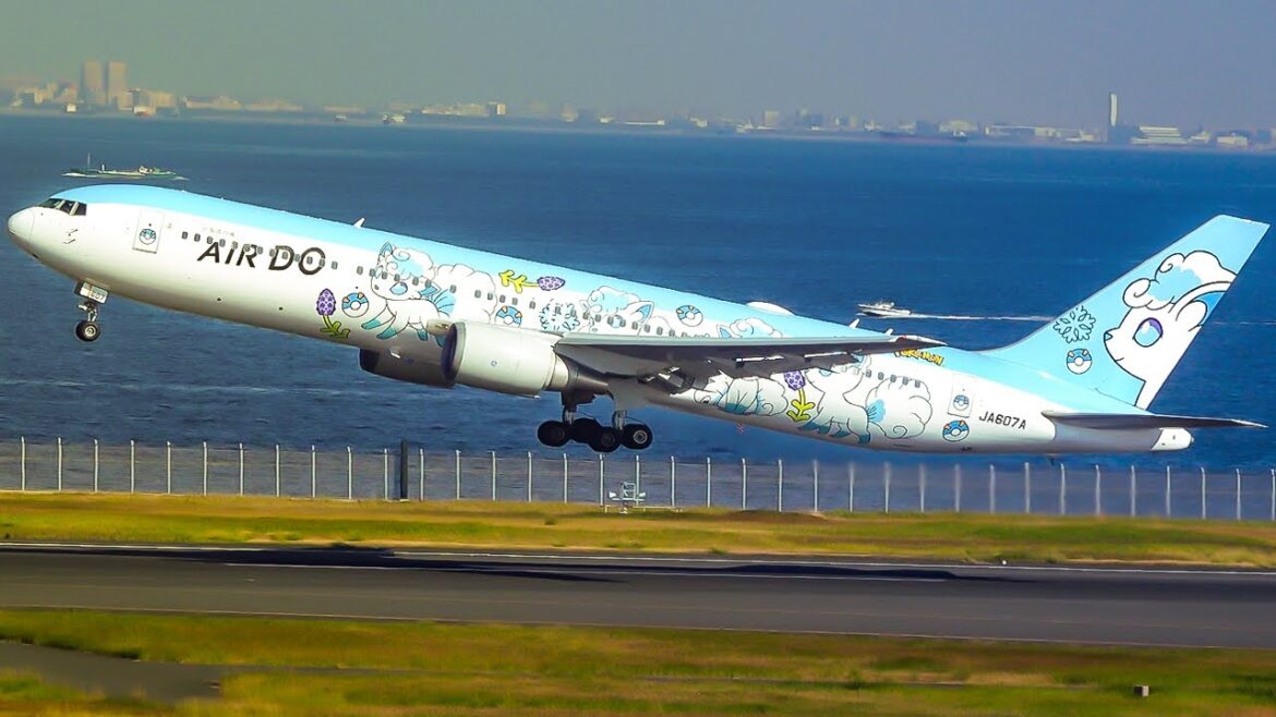[4K] 15 MINUTES of Plane Spotting at Tokyo Haneda Airport Terminal 2 | HND/RJTT/羽田空港 JAL ANA