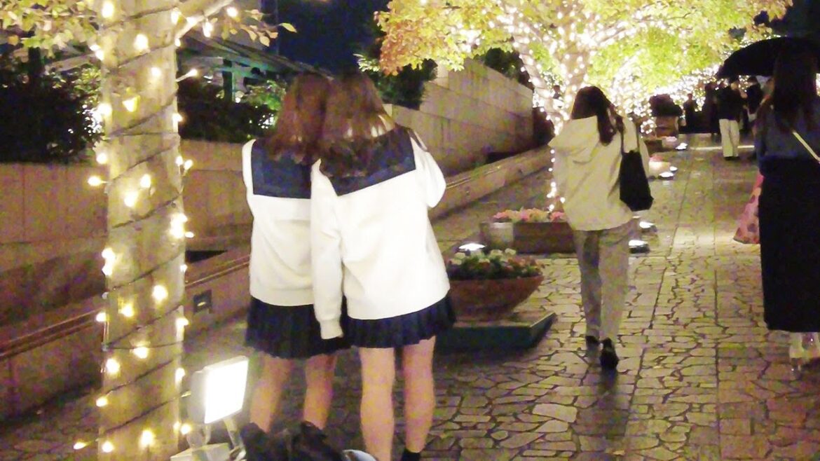 [4K] Christmas Illumination at Yebisu Garden Place, Tokyo Nightlife, Japan 2022