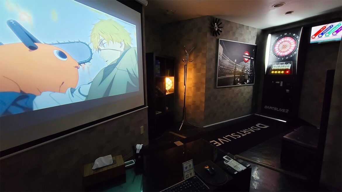 Going on a Date at Internet Cafe Private Room in Japan | Orenoheya Yokohama