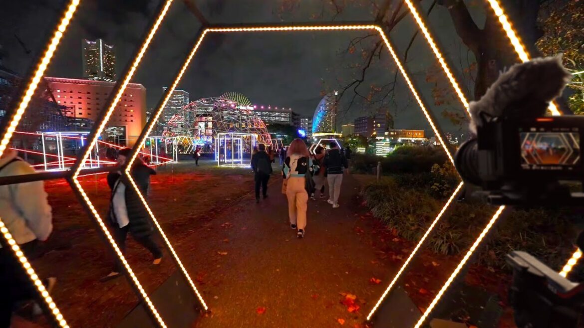 Japan - Christmas lights of Yokohama Minatomirai 2022・4K HDR
