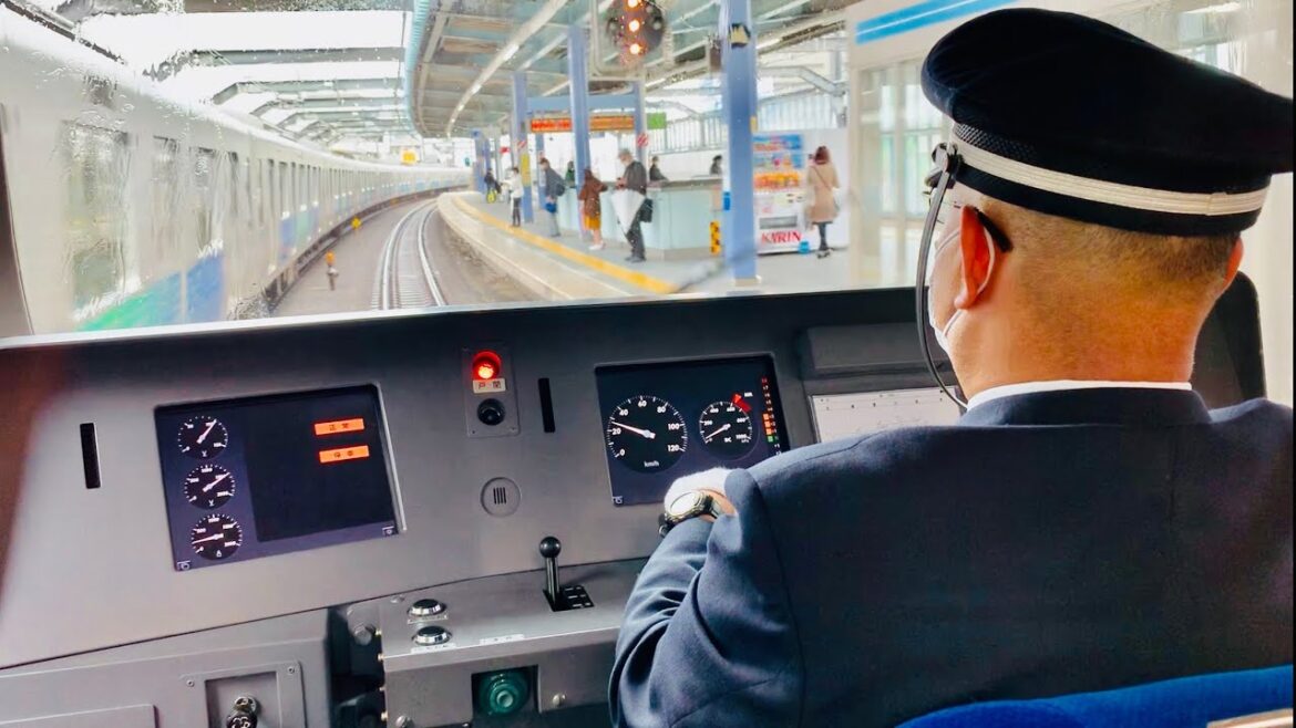 How to drive a train in Japan | Train driver’s Cabview