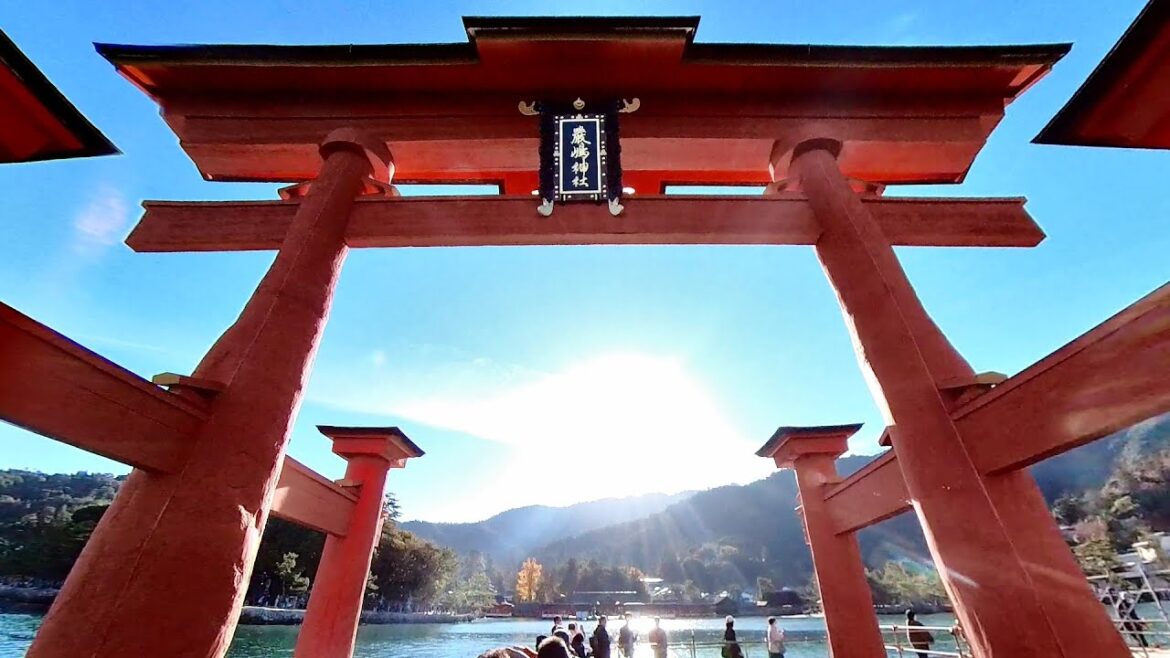 【広島・厳島神社】期間限定で大鳥居を間近で見上げる!こんなこともう二度とない!!(Prt2) 【広島・厳島神社】期間限定で大鳥居を間近で見上げる!こんなこともう二度とない!!(Prt2)