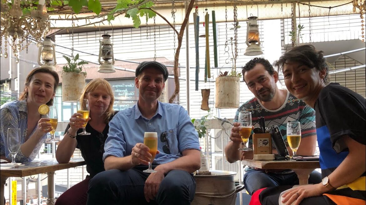 Cool Café in Shibuya or How to Order Beer