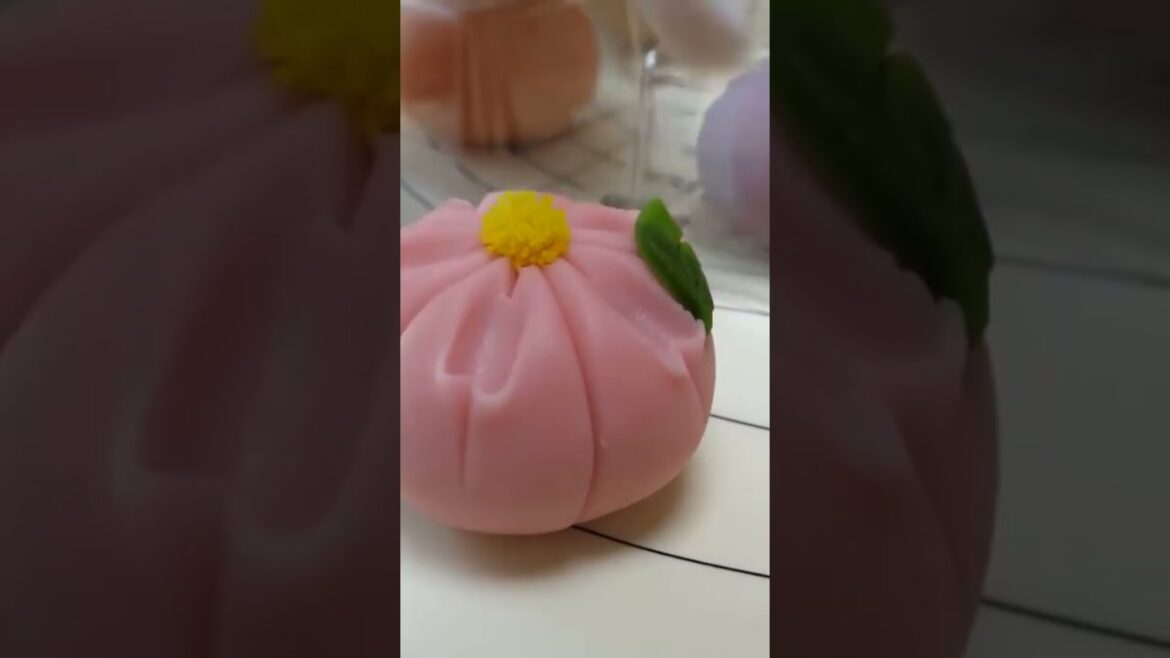 Pretty to Eat! Traditional Japanese Sweets, Flower Cake…#cake #shorts #streetfood Pretty to Eat! Traditional Japanese Sweets, Flower Cake...#cake #shorts #streetfood