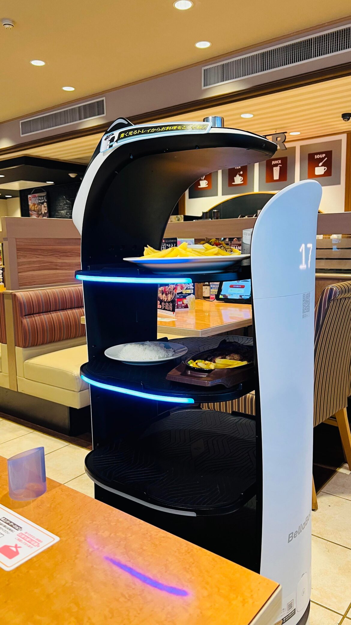 Robot delivering food at Gusto near Seibu Chichibu station.
