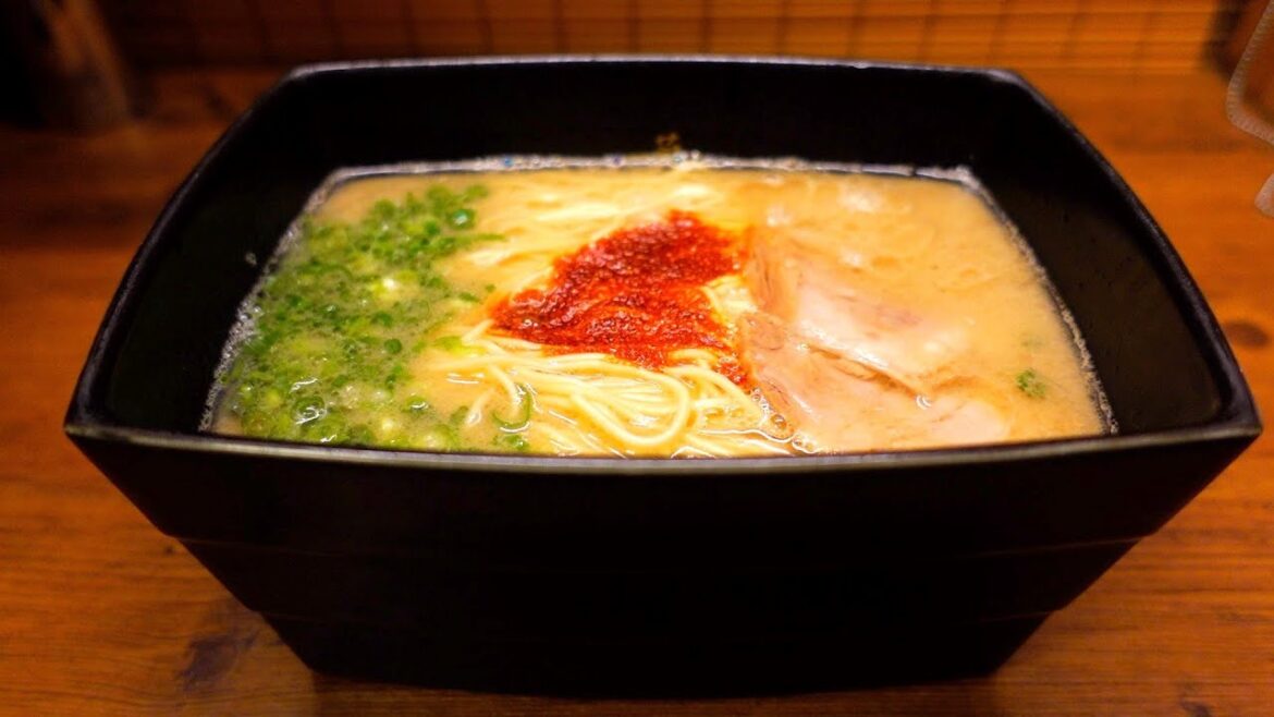 TOKYO – ICHIRAN'S UNIQUE SQUARE-SHAPED BOWLS #JAPANTRAVELGUIDE TOKYO - ICHIRAN'S UNIQUE SQUARE-SHAPED BOWLS #JAPANTRAVELGUIDE