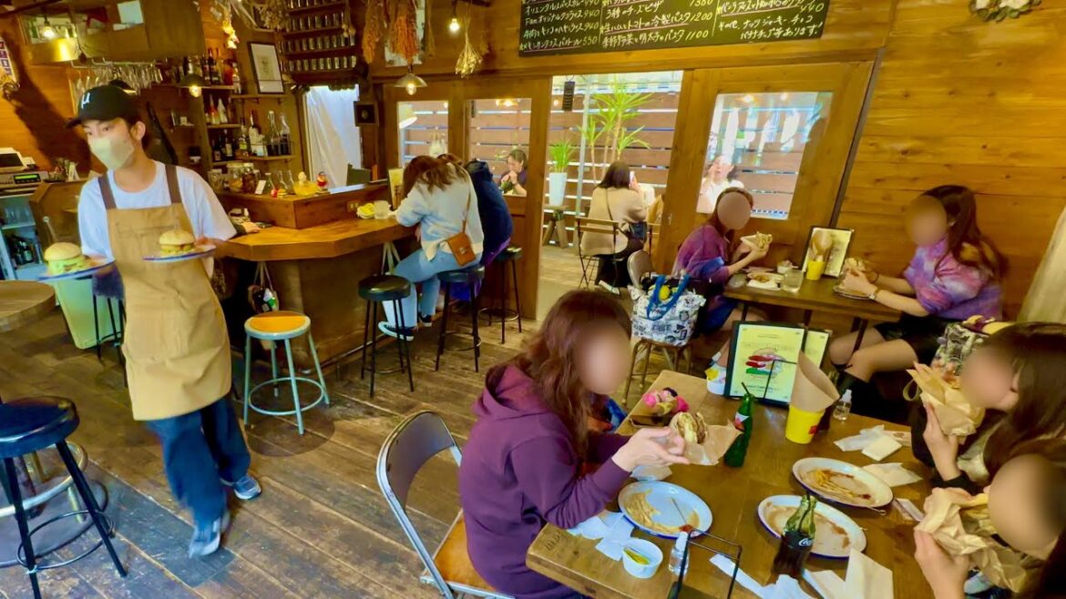 開店と同時に即満席！路地裏にある隠れた名店の肉汁がたまらない絶品バーガー｜Amazing Japanese restaurant｜#福岡グルメ #ランチ #美味しい