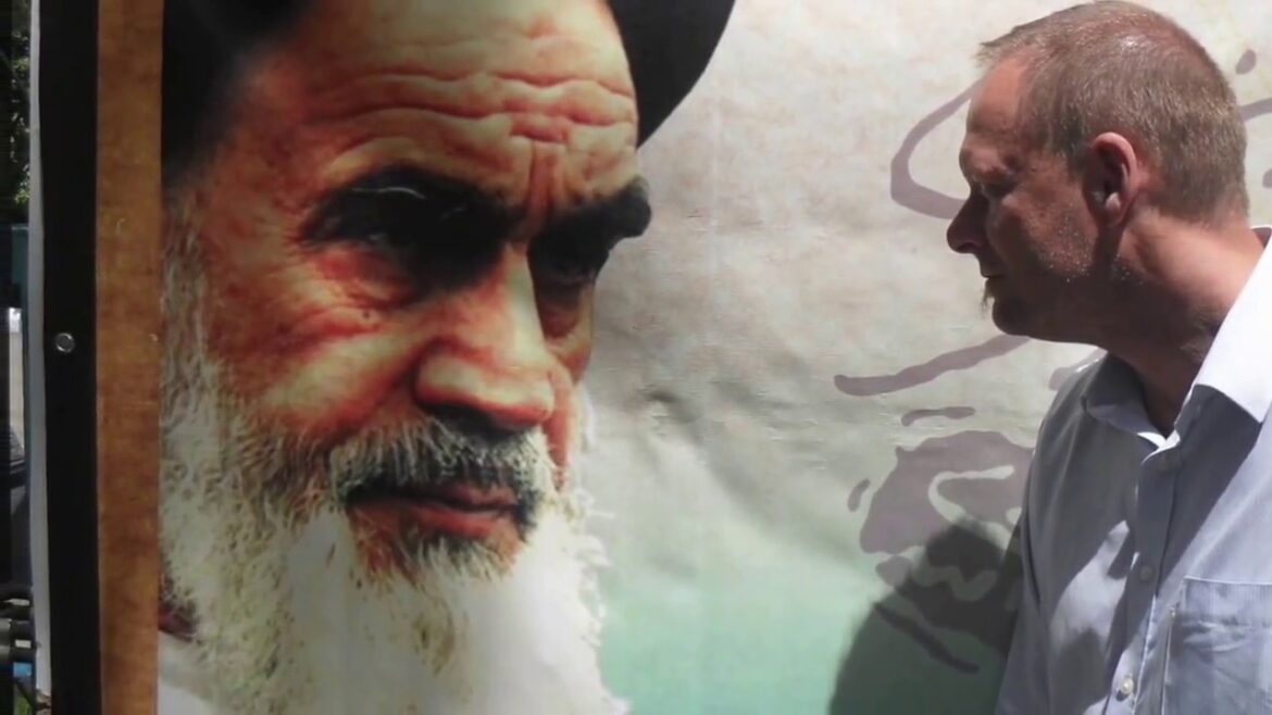 Travel Professor - Tourism in Iran