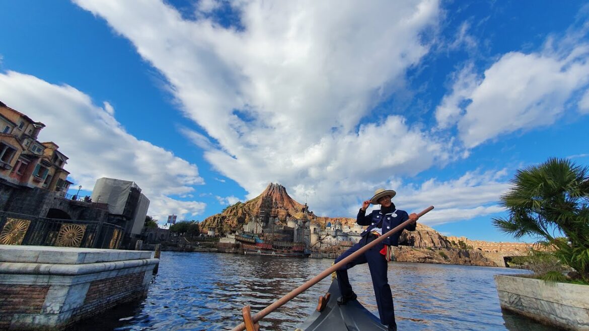 Tokyo Disney 1/2: DisneySea | Japan 7/45 |