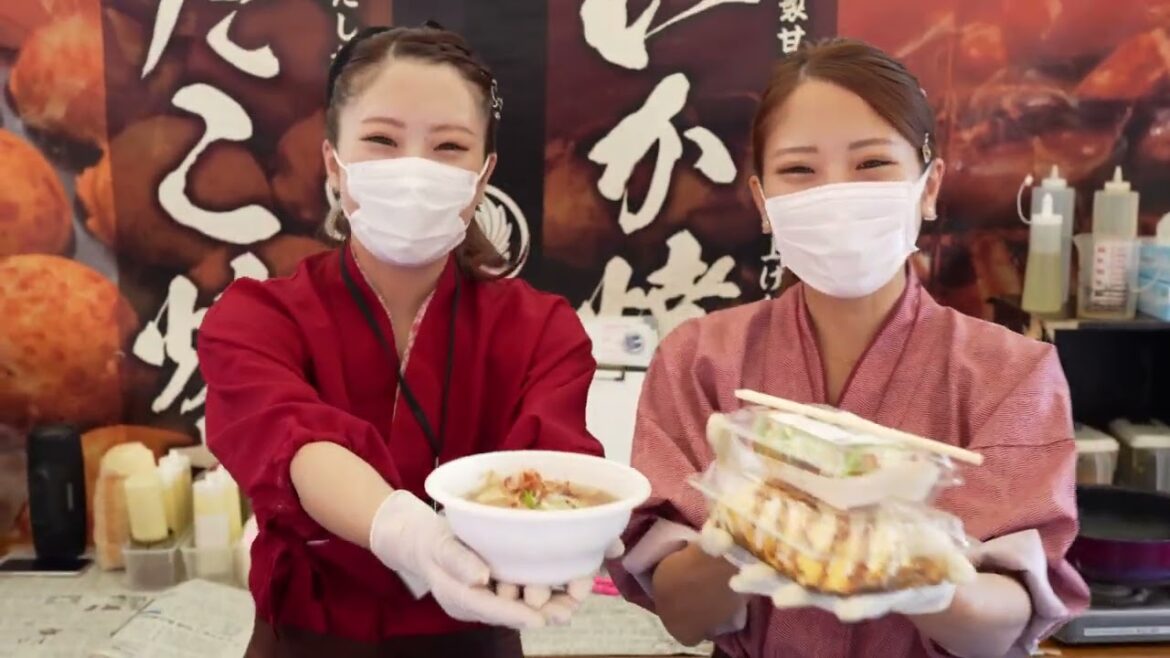 아름다운 쌍둥이 자매의 타코야키 Beautiful Twin Sisters’ Takoyaki   Japanese Street Food