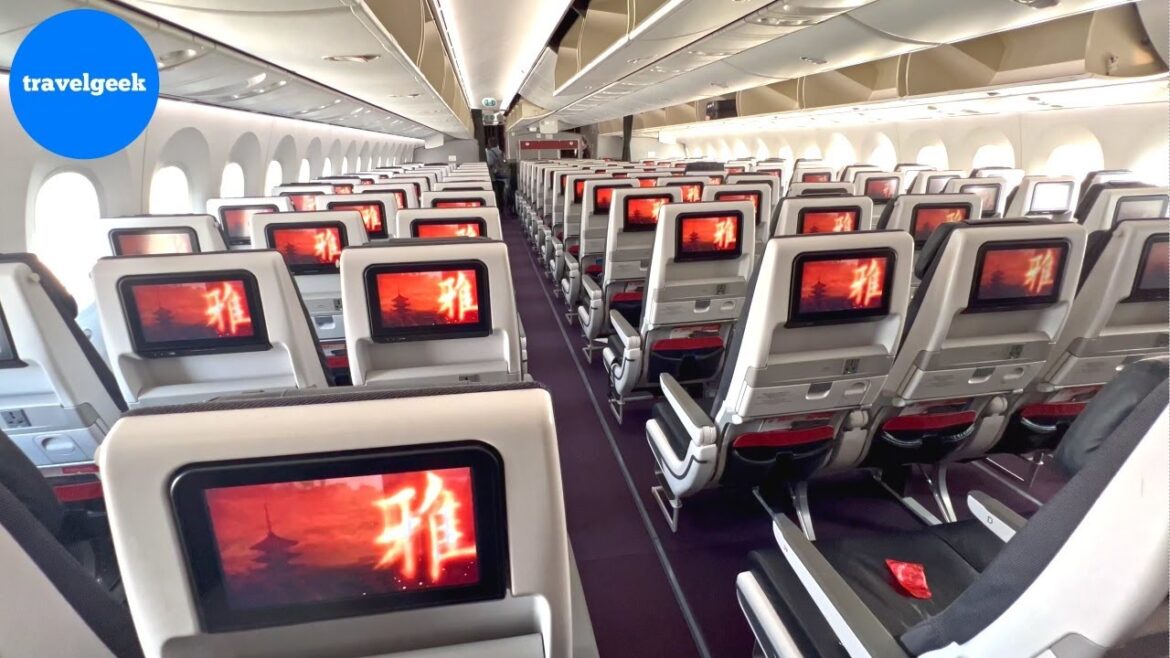 World's BEST Economy-Class? Flying Japan Airlines from Osaka to Tokyo