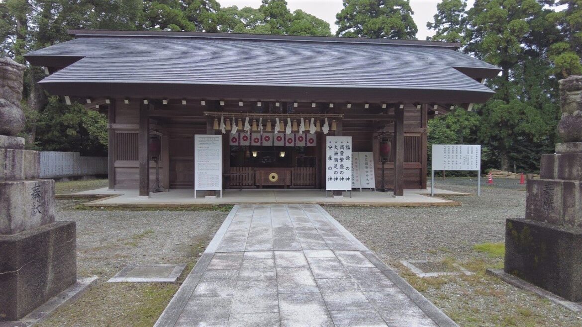 【4K】Walk in Japanese Town - Ozu, Ehime