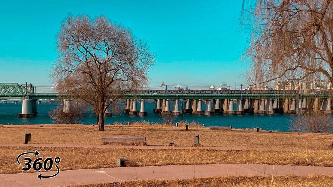 [4K] Nodeul Island Walking Tour l 360° VR Korea l Creatrip