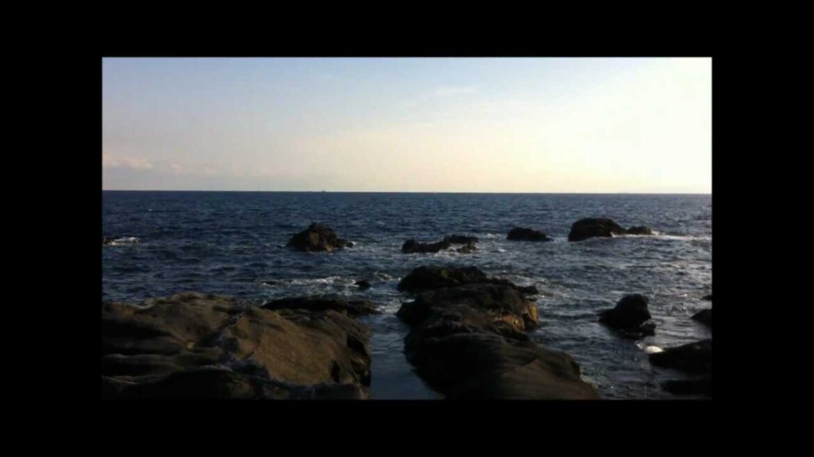 Family Vacation:  Jogashima Island ocean front light louse and rocky beach