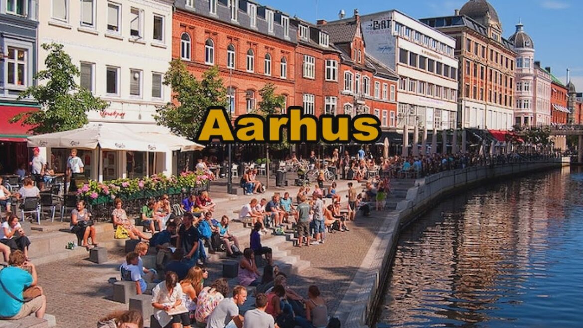 Aarhus Center (DENMARK)  -  Walking Tour 4k Ultra HD