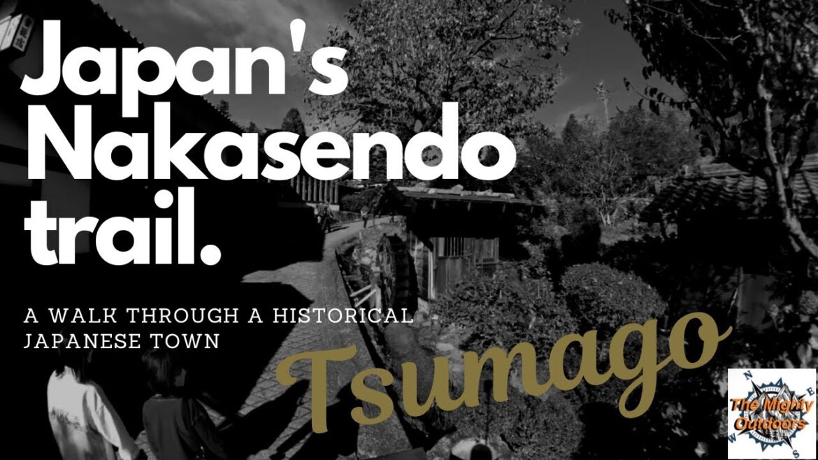 Nakasendo trail - Tsumago walking tour on a warm autumn day