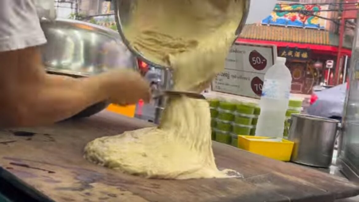 Michelin Star ! Donuts Making Master in Bangkok - Thai Street Food