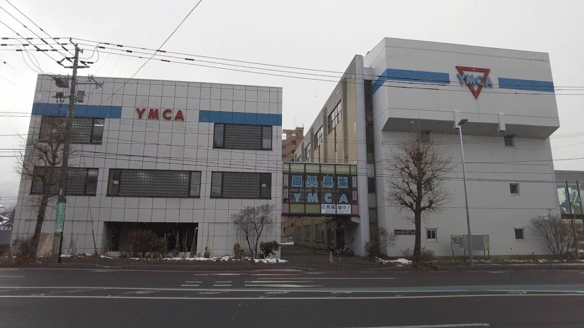 【4K】2022 日本 北海道 札幌 中央区 山鼻 冬の散策【Binaural Audio】 【4K】2022 日本 北海道 札幌 中央区 山鼻 冬の散策【Binaural Audio】