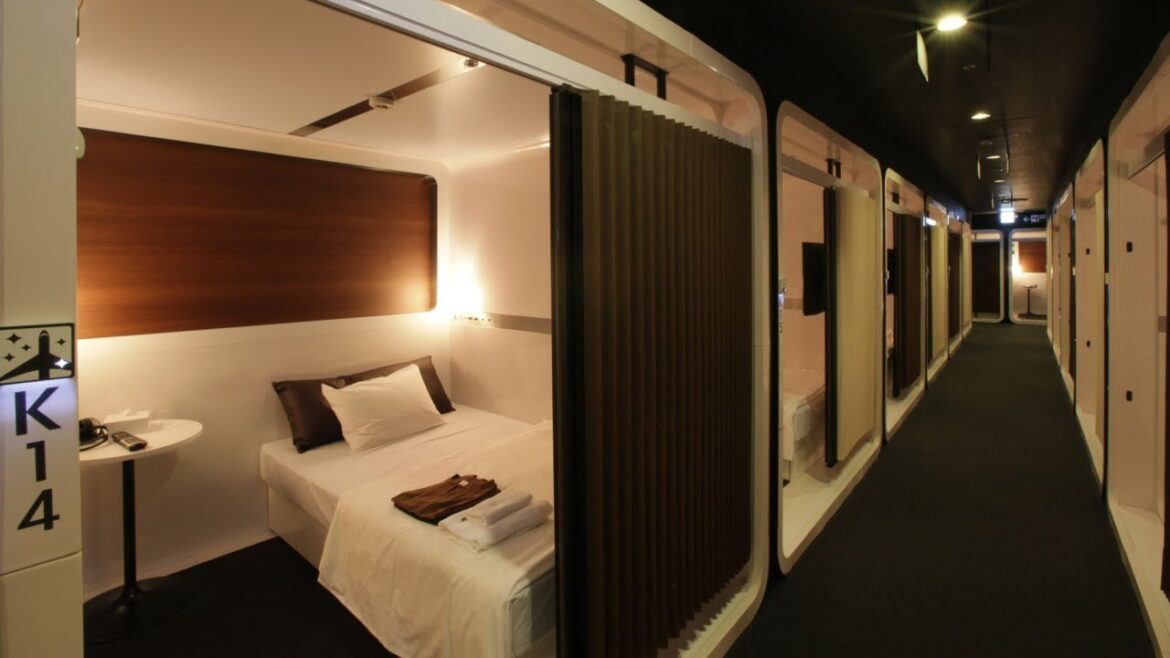 Luxury "FIRST CLASS" Capsule Hotel in Tokyo, Japan🇯🇵 | FIRST CABIN Ichigaya |