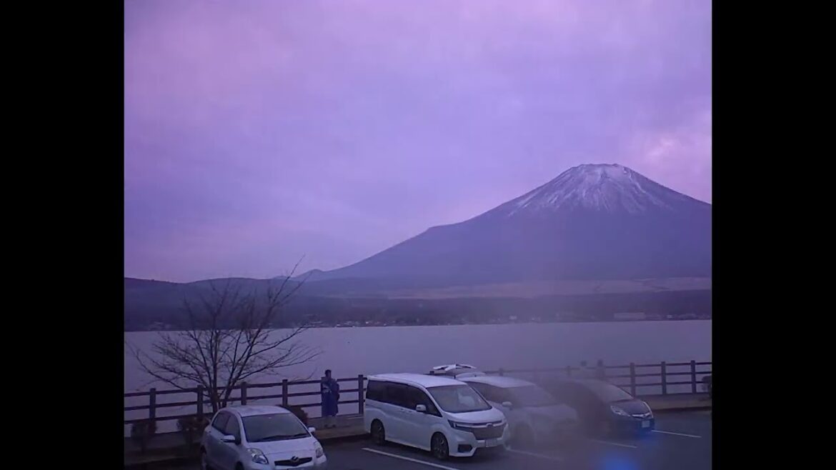Mt  Fuji Time Lapse Video from Lake Yamanaka Fujiyama Live Camera 29 in 2022 11