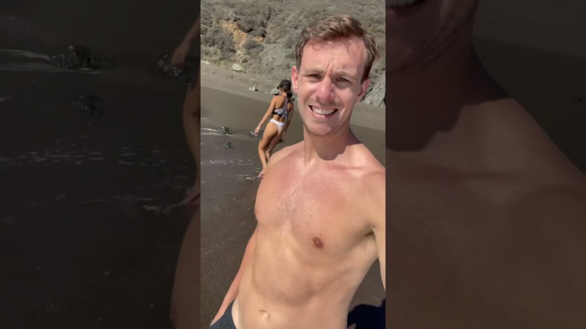 Visiting Black Sands Beach aka a nude beach 💃🏻 #shorts #nudebeach #nakedbeach #sanfrancisco