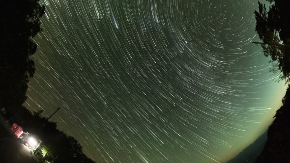 玉置神社の星空　Starry sky at Tamaki Shrine