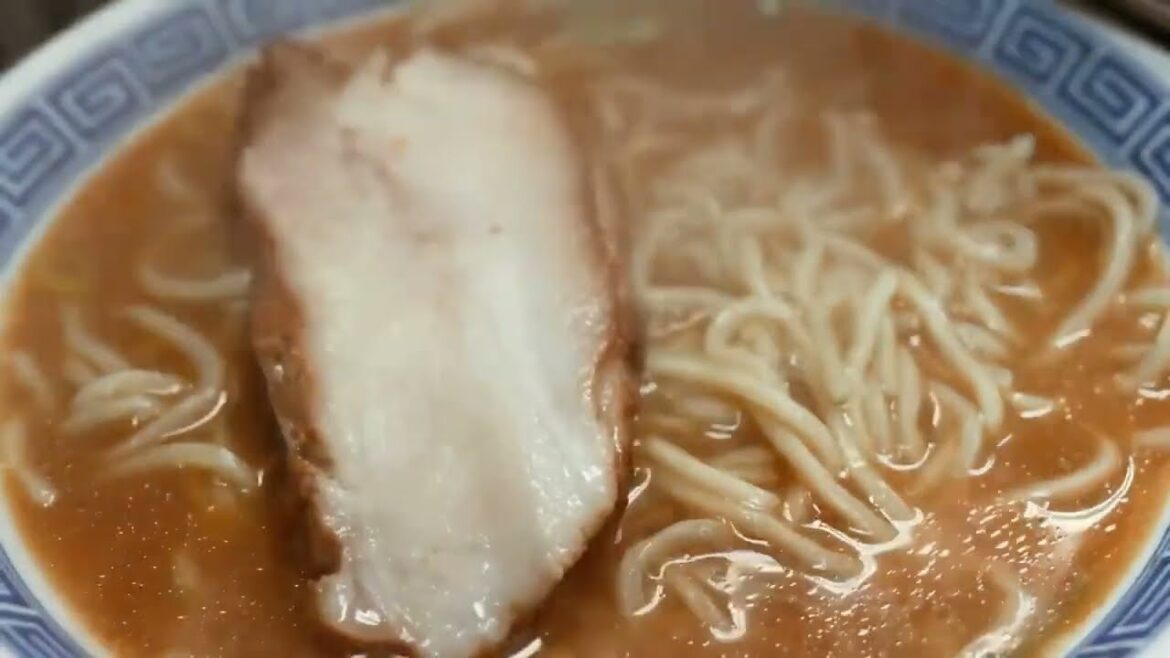 Complete Fried Rice, Chicken One The Waffle, Japanese Street Food, Here It Is 😱