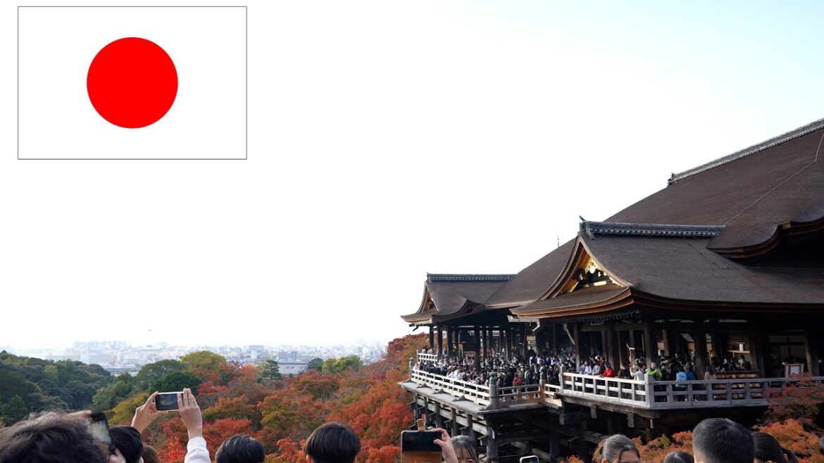 Kiyomizu-dera Temple｜Enjoy the spectacular autumn scenery｜One of the most visited temples in Kyoto
