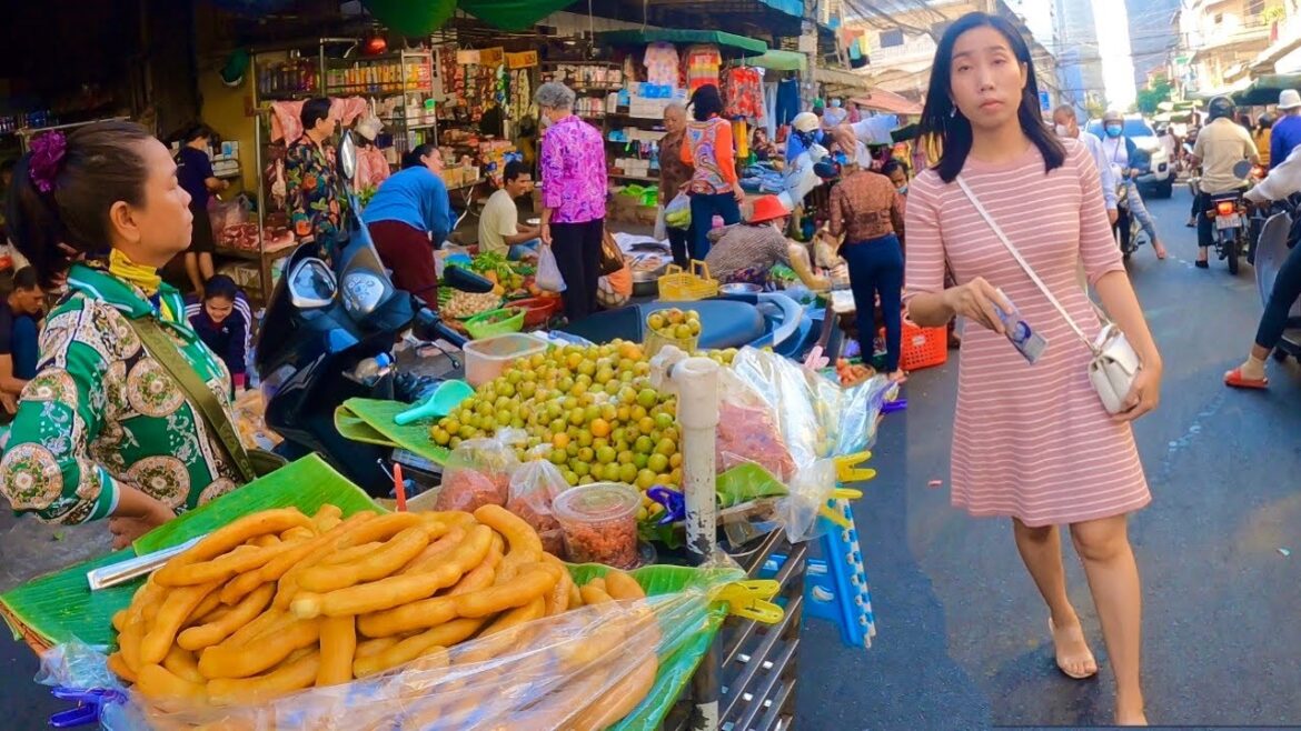 Best Street Food in Cambodia Market Life - Delicious Fried Noodles, Rice, Donuts & More