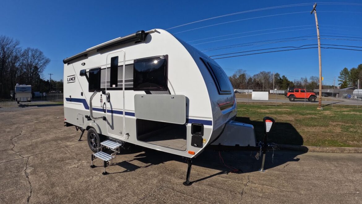 AMAZING Four Season 2023 Lance 1575 Single Slide Out Travel Trailer for Midsize Trucks & SUV’s‼️