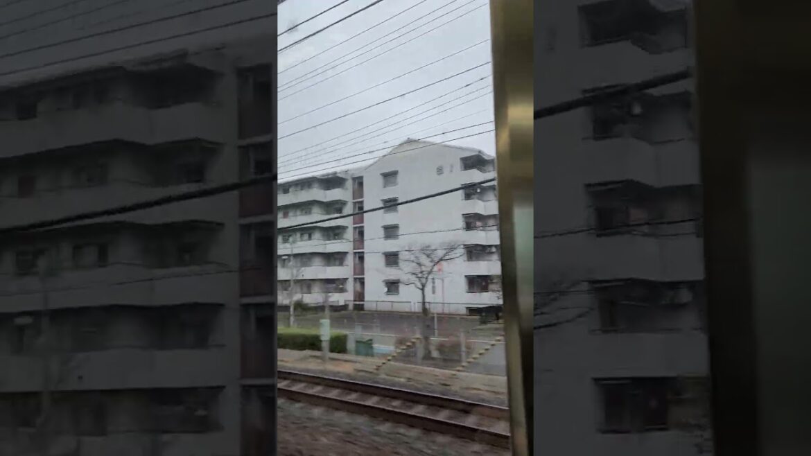 JR 도카이도 본선 전철 창밖 풍경 (오사카 간사이 여행) JR 도카이도 본선 전철 창밖 풍경 (오사카 간사이 여행)