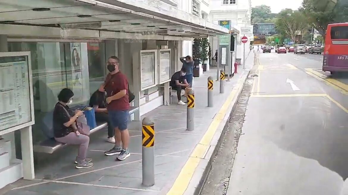 BUS RIDE FROM CITY HALL TO DHOBY GHAUT TO SOMERSET TO TANGLIN ROAD • SINGAPORE TRAVEL TOUR NOV 2022